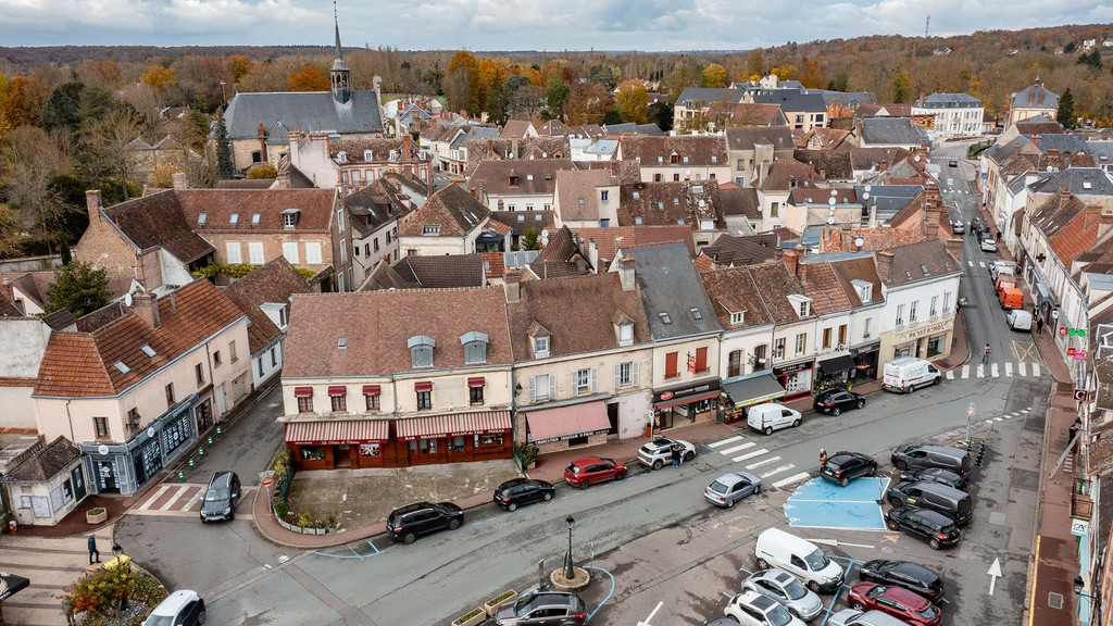Le centre ville de la commune de Maintenon