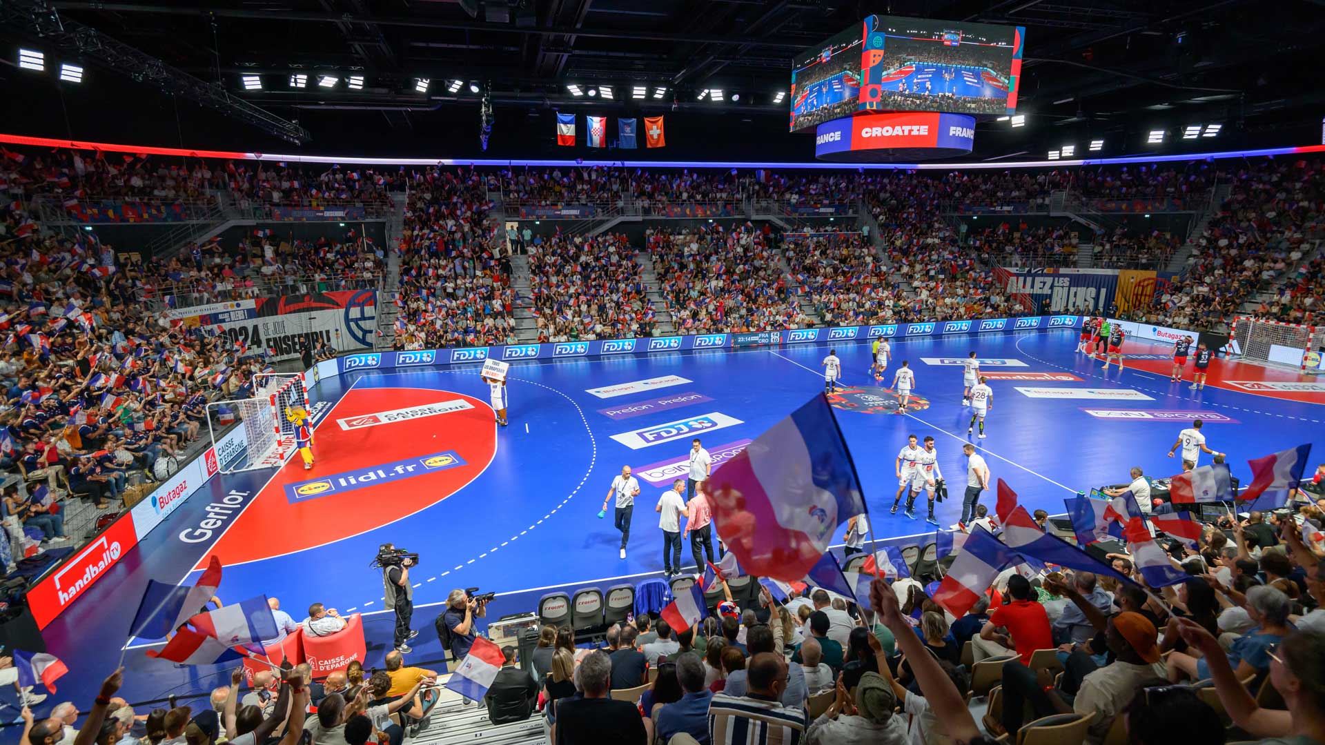 Le Colisée accueille des compétitions de niveau international. Ici, un match de handball entre la France et la Croatie