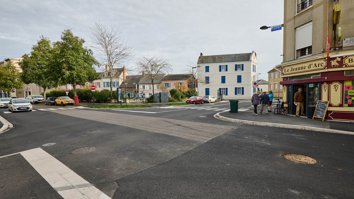 Le réaménagement de la place Jeanne d'Arc