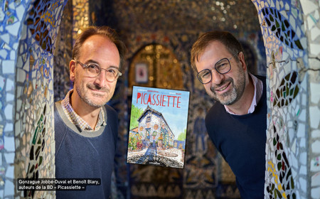 Gonzague Jobbé-Duval et Benoît Blary, auteurs de la BD « Picassiette », à la maison Picassiette