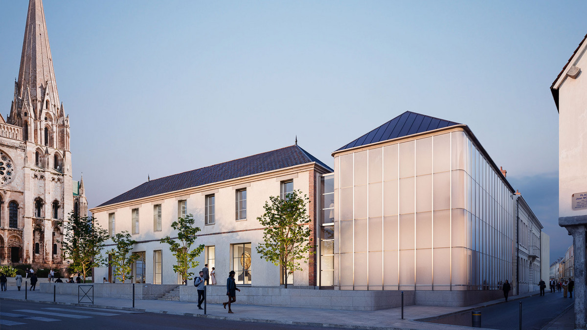 Maison Internationale de la Cosmétique vue depuis l'angle rue Sainte-Même et place Jean-Moulin, de jour Maison Internationale de la Cosmétique vue depuis l'angle rue Sainte-Même et place Jean-Moulin, de jour