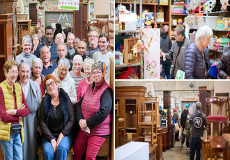 La communauté des Compagnons du partage dans les boutiques de l’entrepôt.