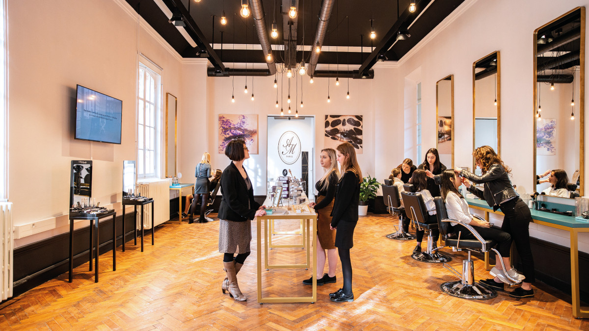 International Beauty and Cosmetics Business School : boutique Atelier Maquillage Paris – Chartres métropole